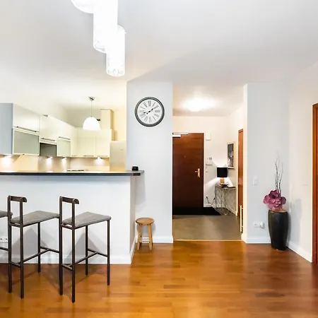 アパート Centre Atelier ワルシャワ